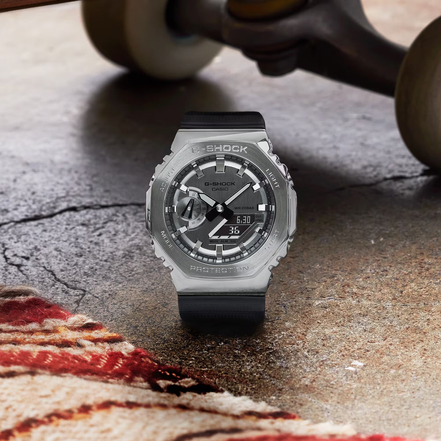 カシオ G-SHOCK GM-2100-1AJF