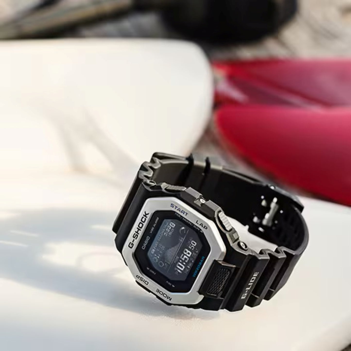 カシオ G-SHOCK GBX-100-1JF　G-LIDE