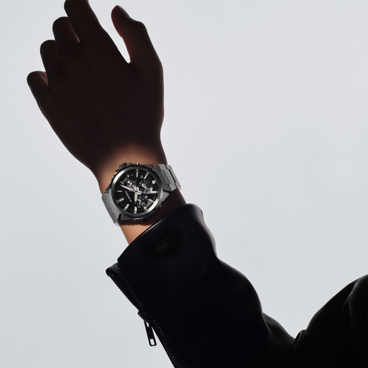 カシオ G-SHOCK GST-W1000D-1AJF G-STEEL　10月9日発売